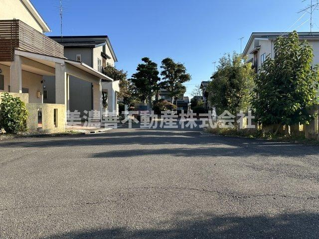 ５９７５９　揖斐郡大野町土地の前面道路含む現地写真