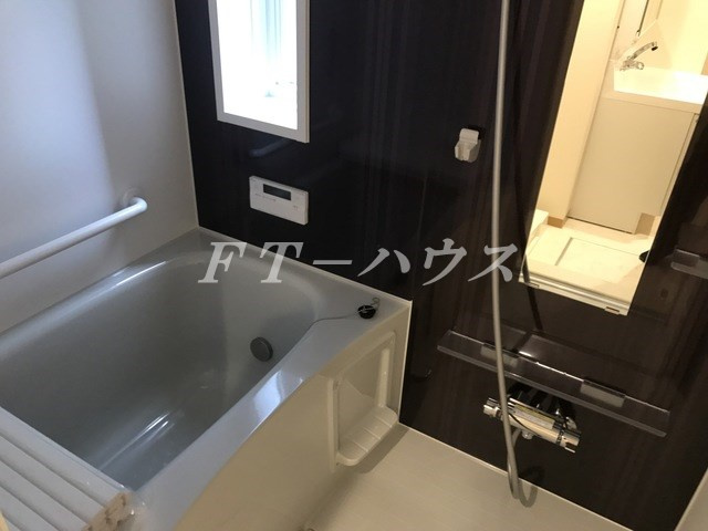 アゼリアハイツ・津田沼の浴室