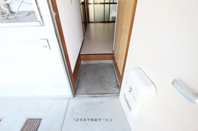 【玄関】 | CAN４ | きれいな玄関です
CAN4　102号室　2023/10/15撮影