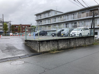 【駐車場】 | いつでも目の届く敷地内に駐車場があります♪お車をお持ちのファミリーさんにオススメです☆