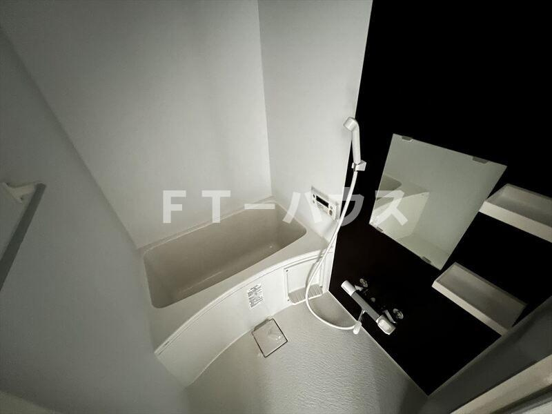 ローレルハウス大久保の浴室