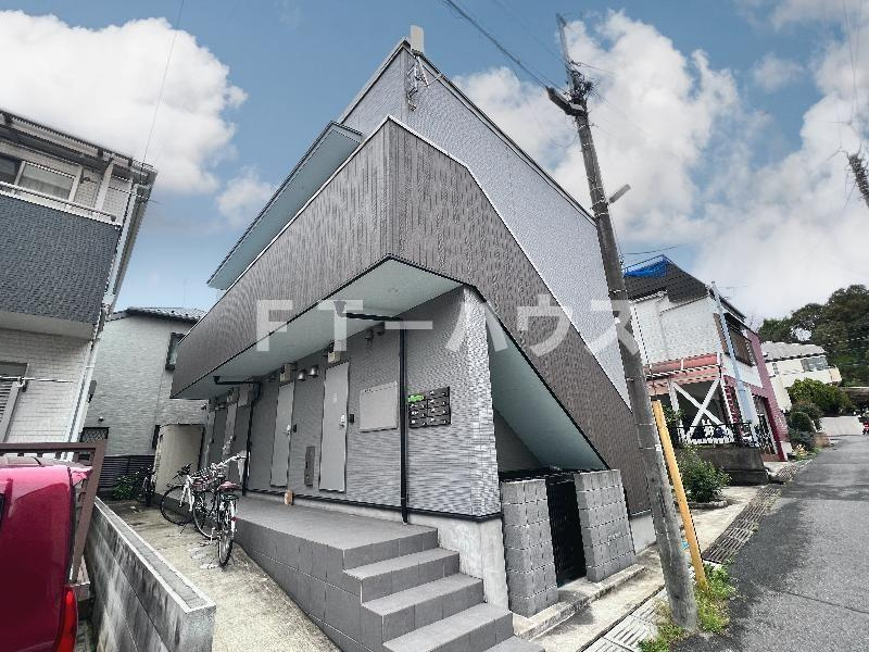 ローレルハウス大久保の外観