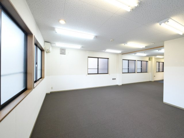 北永井町事務所の内装