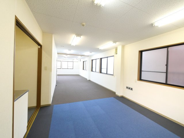 北永井町事務所の内装