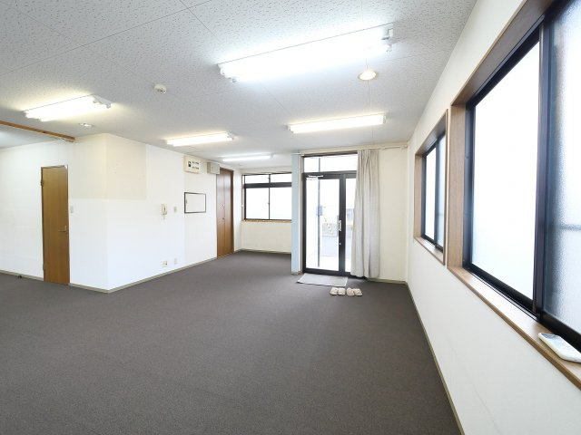 北永井町事務所の内装