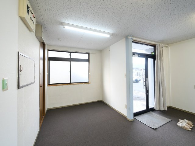 北永井町事務所の内装