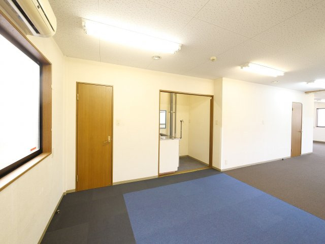 北永井町事務所の内装