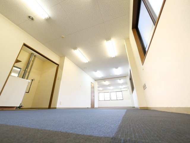 北永井町事務所の内装