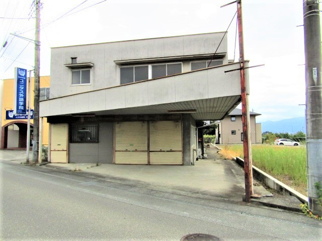 【外観】 | 売地　南アルプス市小笠原 | 現状は建物があります！