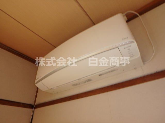 坂戸市末広町中古テラスハウスの冷暖房・空調設備