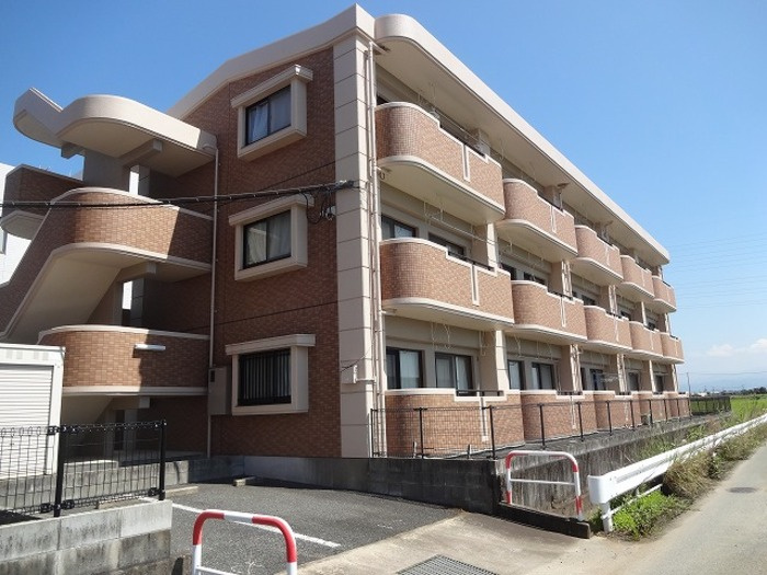 熊本市南区近見９丁目のアパート