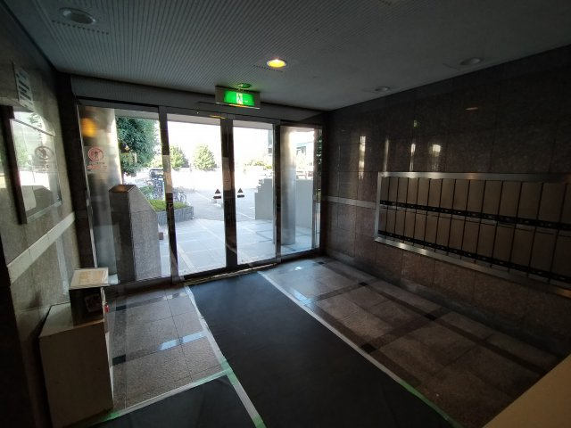 ノバ鶴見B棟のその他共用部分|ロビーです。