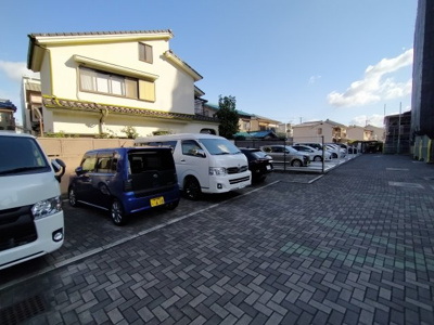 【駐車場】 | ノバ鶴見B棟 | 駐車場です。