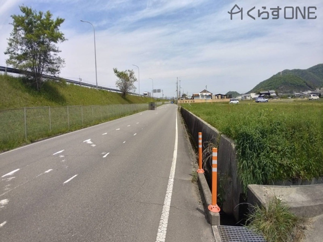 【前面道路含む現地写真】 | 姫路市豊富町御蔭／売土地
