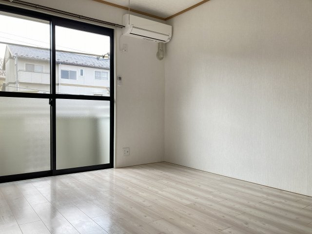 セジュール12オークスの洋室