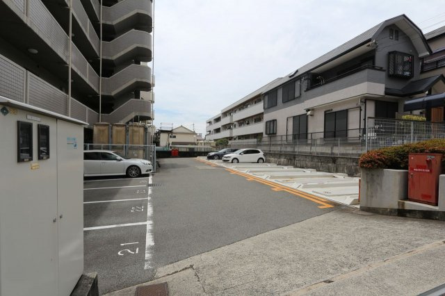 【駐車場】 | ベルファストソネ