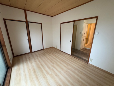 【洋室】 | カサクレスト | 使い勝手のいい洋室です