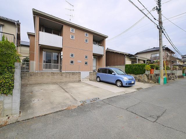 コスモスガーデンの周辺|駐輪場