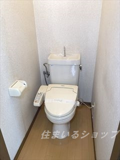 クラオカハイツ　Ｂのトイレ|シャワートイレ