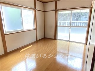 クラオカハイツ　Ｂの居間・リビング