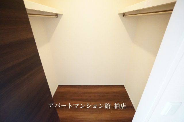 ハイピクチャーA棟の収納