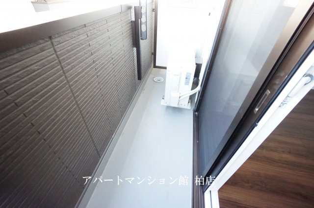 ハイピクチャーA棟のバルコニー