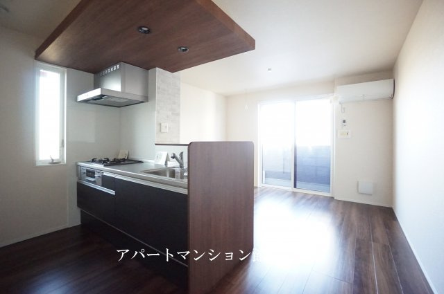 ハイピクチャーA棟の居間・リビング