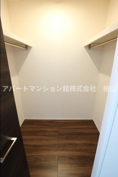 ハイピクチャーA棟の収納