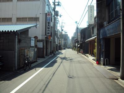 ファミールトヤマの周辺|前面道路