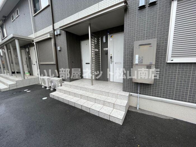 【エントランス】 | シャルマンコート