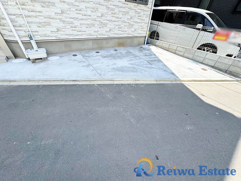 未入居戸建　茅ヶ崎市下町屋2丁目の駐車場