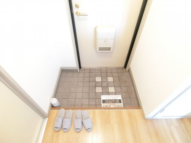 ジェントリーＴＭＹの玄関