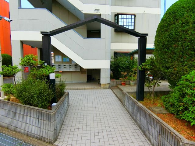 ジェントリーＴＭＹのエントランス