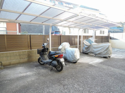 【その他共用部分】 | ニックハイム上大岡第３ | バイク置場です。