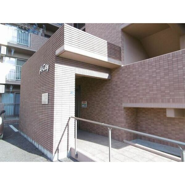A・City弁天　　　刈谷市近郊の賃貸はクラスホームのエントランス