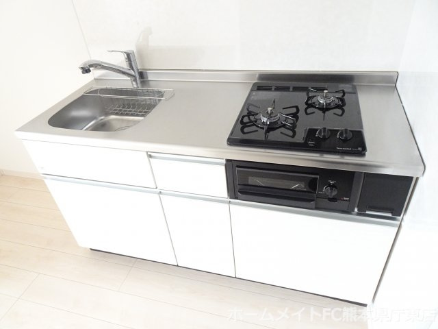 熊本市中央区坪井５丁目のアパートのキッチン