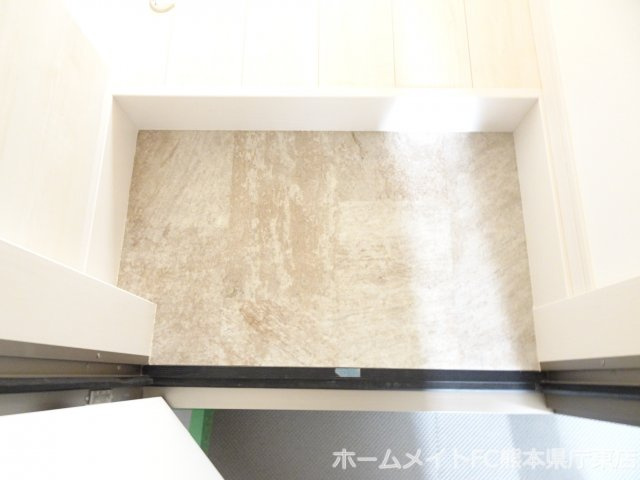 熊本市中央区坪井５丁目のアパートの玄関