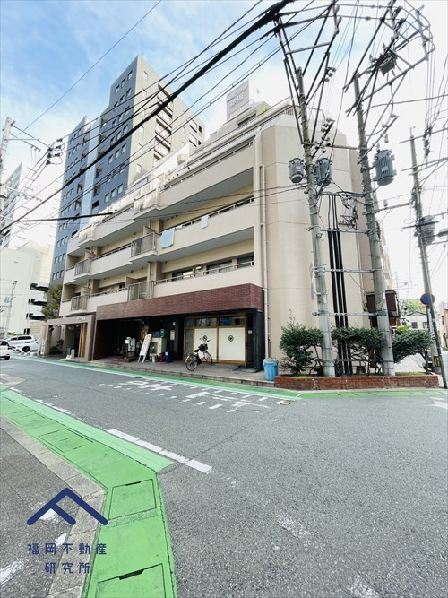 朝日プラザ赤坂の外観