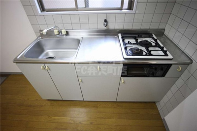 【キッチン】 | 浪華園ハイツ | きれいなキッチンです