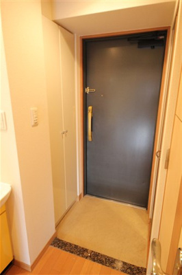 【玄関】 | プレサンス本町リアルシティ