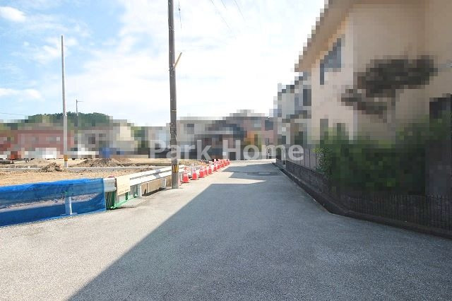 高知市一宮東町-建築条件付き-E 売土地の前面道路含む現地写真