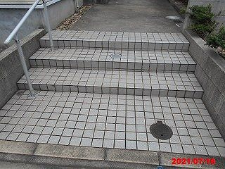 【エントランス】 | 鈴