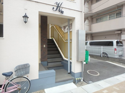 【エントランス】 | フタミハイツ | 毎日通るエントランスはこのようになっています