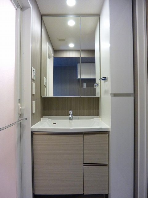 ParkAxis秋葉原Eastの洗面所