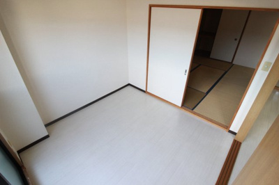 【洋室】 | カーサフィオーレ壱番館