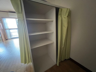 【収納】 | 明美マンション | たっぷりとした収納スペースです