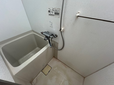 【浴室】 | 明美マンション | 日々の疲れを癒すお風呂付です