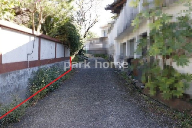 高知市中久万　売土地の前面道路含む現地写真