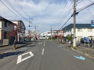 【前面道路含む現地写真】