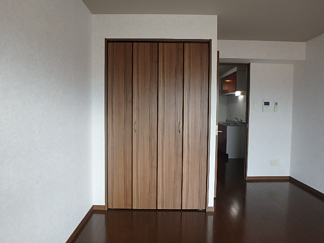 フェアリーコート博労町の居間・リビング|504の写真
